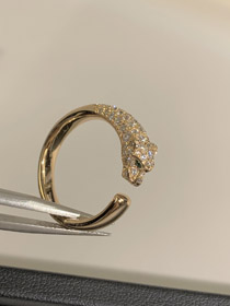 Cartier halber Diamant Leopard Mikro eingelegter Ring-3556  