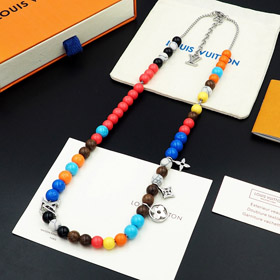 Louis Vuitton LV verstellbare Schnur verschönert Holz Inschrift Metall Perlen Halskette-3950  