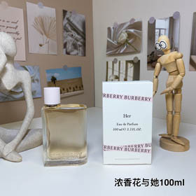 Burberry Blumen und ihr Eau de Parfum-3349